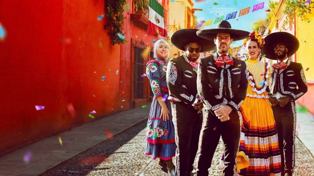Phim A League of Their Own: Mexican Road Trip - A League of Their Own: Mexican Road Trip (2024)