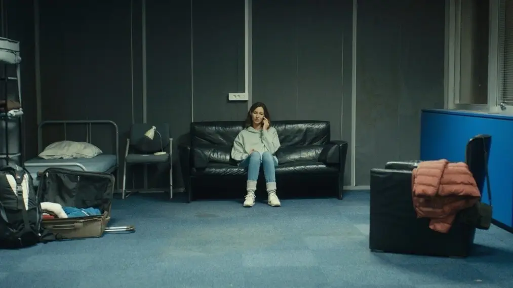 Phim Anti-Squat - Anti-Squat (2023)