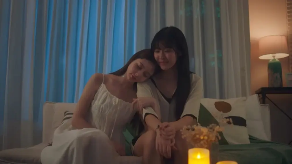 Phim Bạn Gái Người Máy