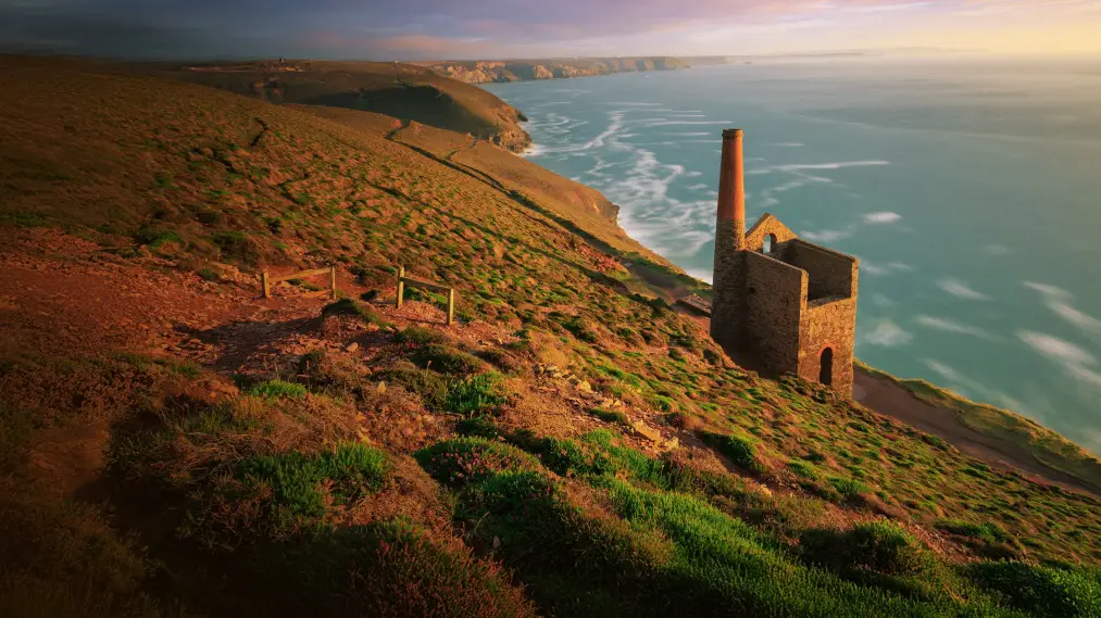 Phim Cornwall: A Year by the Sea - Cornwall: A Year by the Sea (2022)