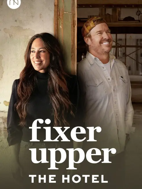  Fixer Upper: The Hotel (2023)