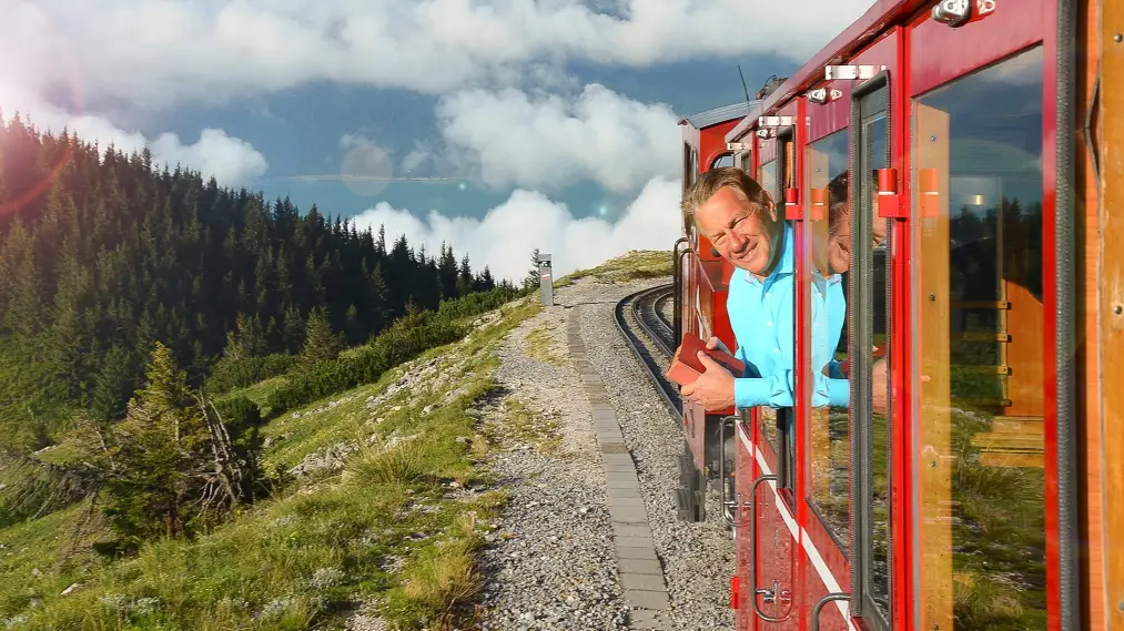 Phim Great Continental Railway Journeys - Great Continental Railway Journeys (2012)