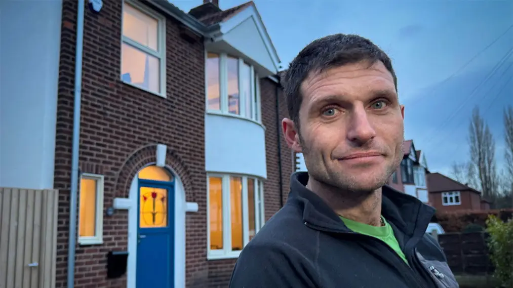 Phim Guy Martin's House Without Bills - Guy Martin's House Without Bills (2026)