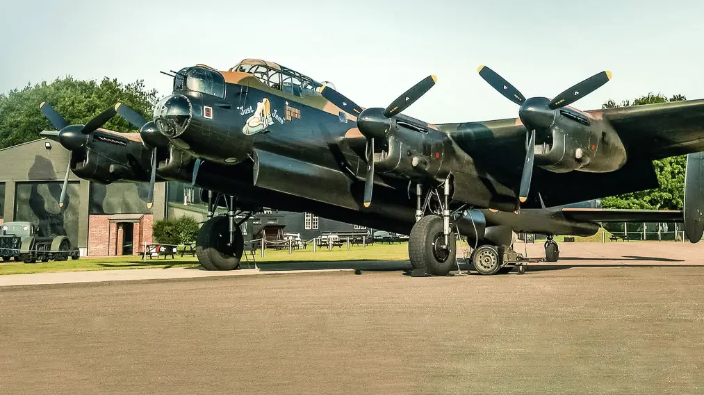 Phim Guy Martin's Lancaster Bomber - Guy Martin's Lancaster Bomber (2021)