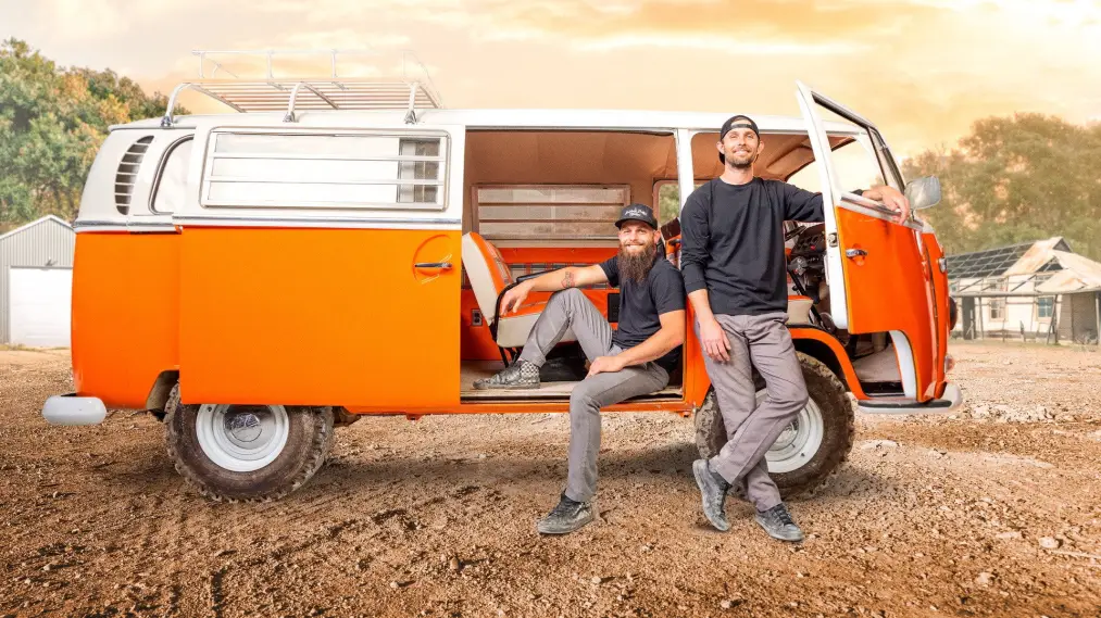 Phim Holden Bros. Restos - Holden Bros. Restos (2023)