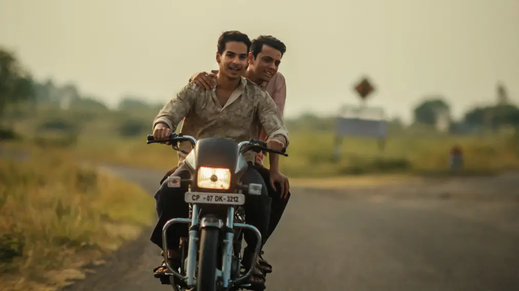 Phim Homebound - होमबाउंड (2025)