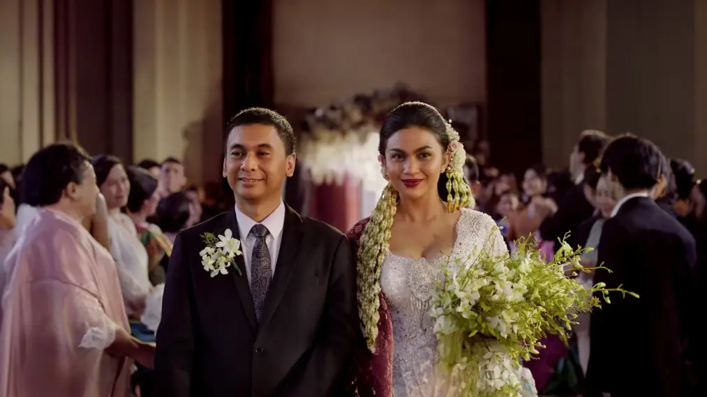 Phim How to Survive a Marriage? - Catatan Harian Menantu Sinting (2024)