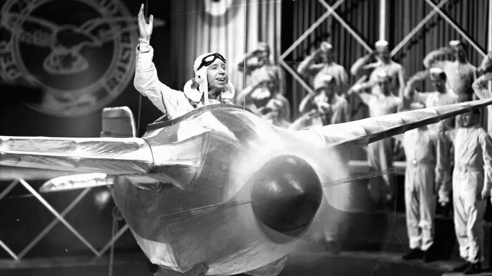 Phim It's in the Air - It's in the Air (1938)