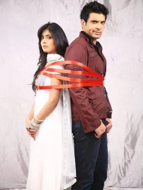  Kitani Mohabbat Hai (2009)