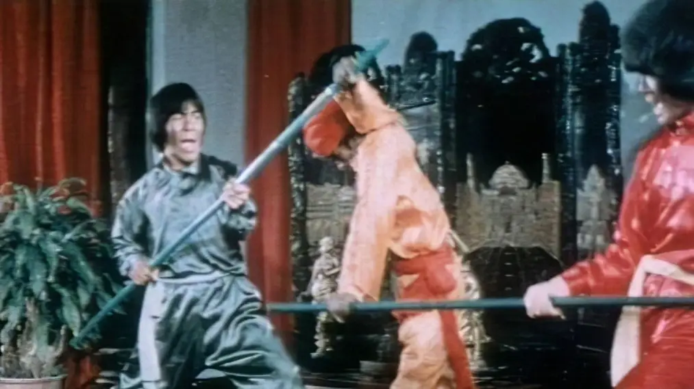 Phim Kung Fu vs. Yoga - 老鼠拉龜 (1979)