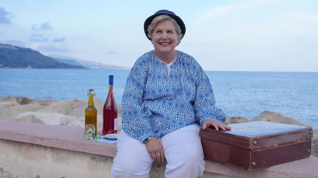 Phim Sandi's Great Riviera Rail Trip - Sandi's Great Riviera Rail Trip (2025)