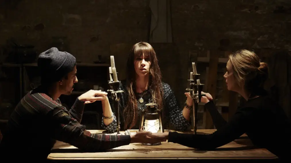 Phim Servants’ Quarters - Servants’ Quarters (2016)