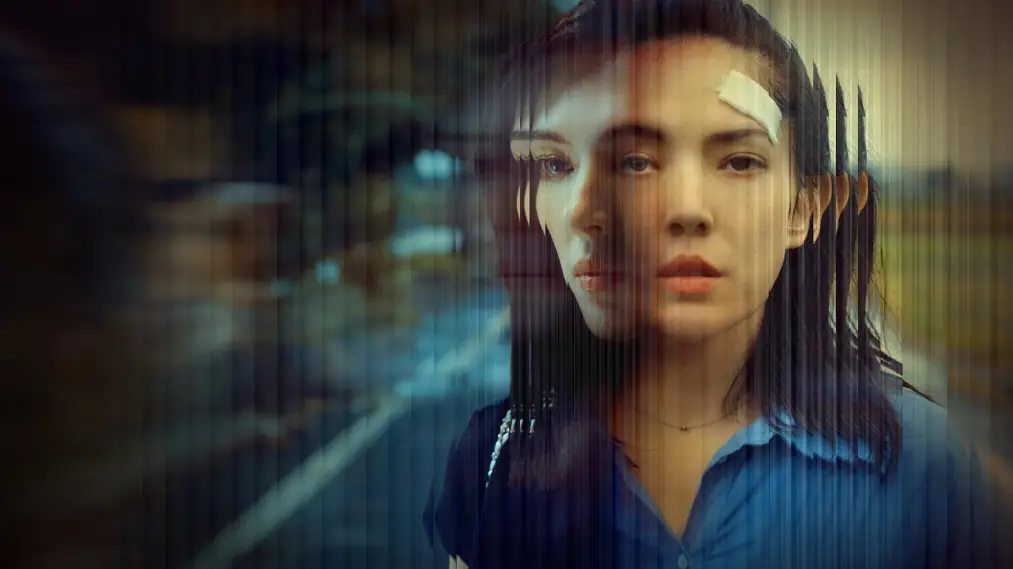 Phim Shards of Her - 她和她的她 (2022)