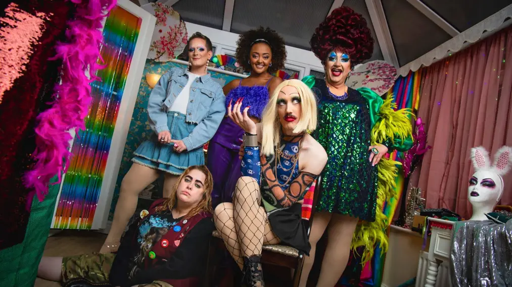 Phim Smoggie Queens - Smoggie Queens (2024)
