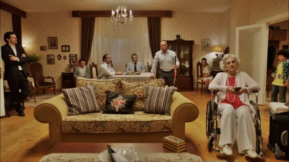 Phim The Extreme Tragic Story of Celal Tan and His Family - Celal Tan ve Ailesinin Aşırı Acıklı Hikayesi (2011)
