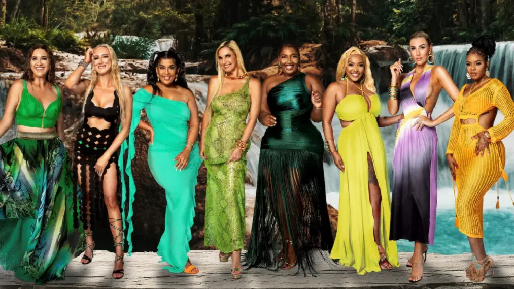 Phim The Real Housewives Ultimate Girls Trip - South Africa - The Real Housewives Ultimate Girls Trip - South Africa (2024)