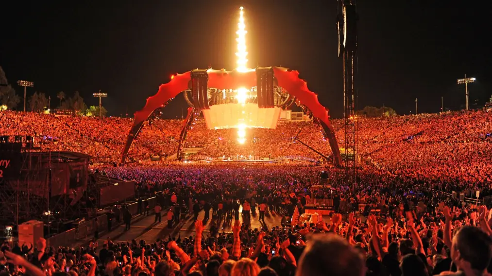 Phim U2: 360° at the Rose Bowl - U2: 360° at the Rose Bowl (2010)