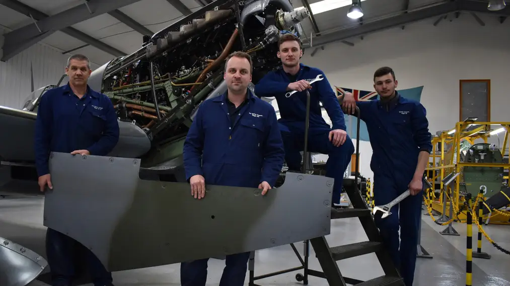 Phim Warbird Workshop - Warbird Workshop (2020)